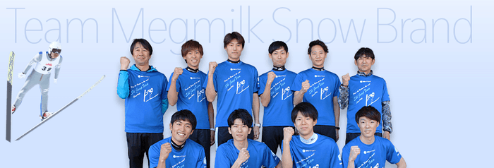 (後列左より)原田 雅彦監督、栃本 翔平、伊藤 謙司郎、伊東 大貴、原田 侑武、岡部 孝信コーチ (前列左より)清水 礼留飛、佐藤 幸椰、佐藤 慧一、小林 潤志郎