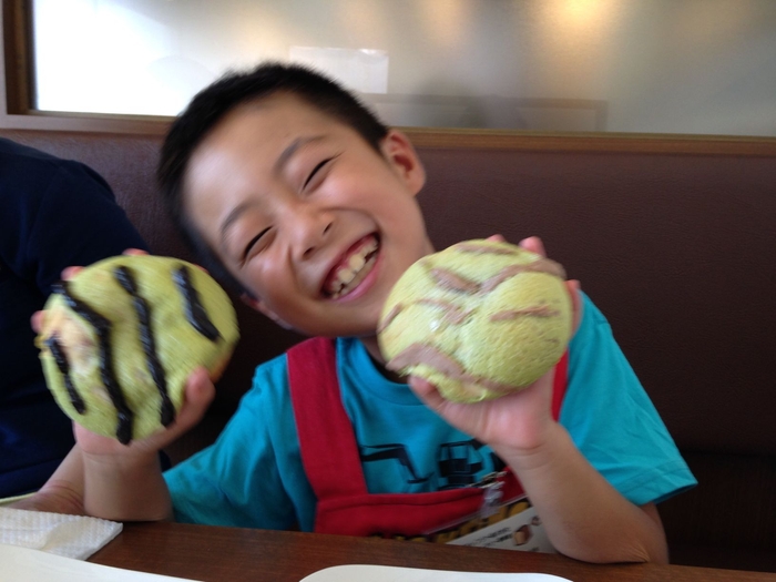 スワンベーカリーで作ったスイカパン!おいしかった!