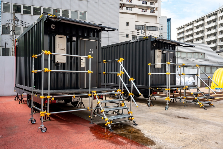 レスキューホテル設置の様子(6月23日千代田区)