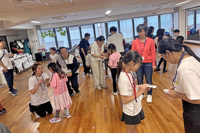 自己紹介ゲームの様子