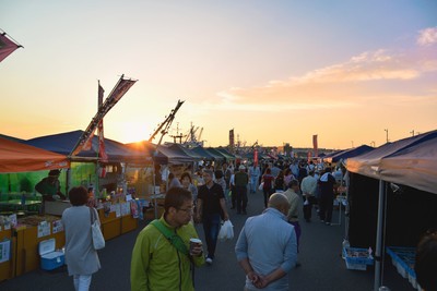 館鼻岸壁朝市:風景(1)