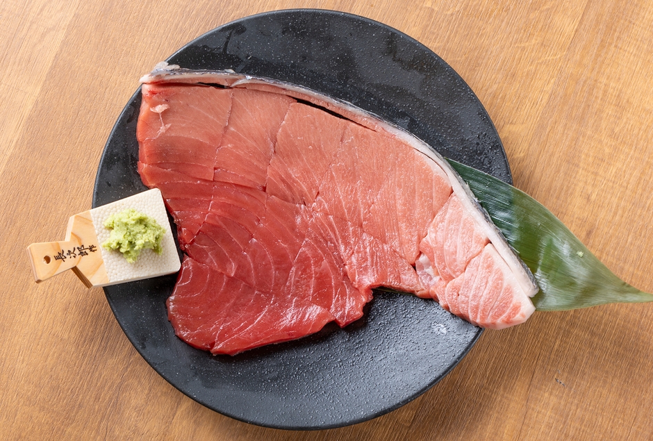 「本まぐろ断面刺し」2,838円