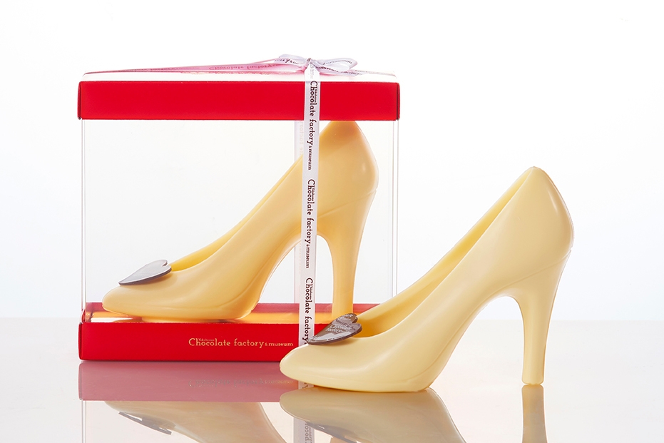 「横浜ハイヒールチョコレート(ホワイト)」2,500円(税別)