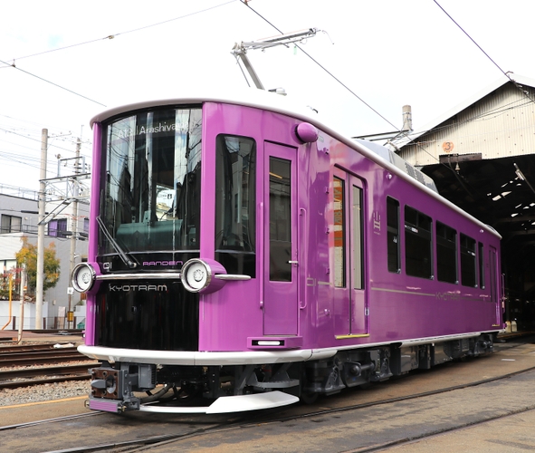 KYOTRAM（嵐電モボ１形 （2025年1月17日、京福電気鉄道㈱西院車庫で撮影））