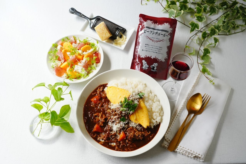調理例:MtoMビーフシチュールーを使用した「オムビーフシチュー」