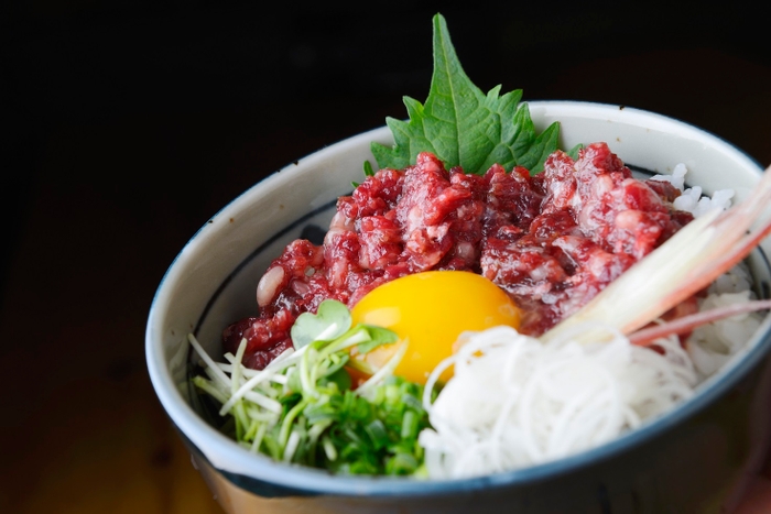 かんたん馬肉の生ネギトロ丼