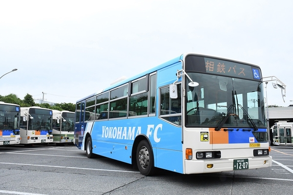 相鉄バス×横浜FC ラッピングバス
