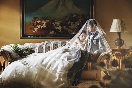 ドレスショップ×結婚式場が手掛ける “Rich”なフォトウエディング『MarricH』登場