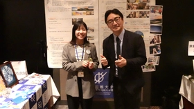 大阪国際大学「すだちくんフレンズ」の代表学生が「徳島ゆかりの交流会in関西」で登壇発表と後藤田徳島県知事に活動のご報告