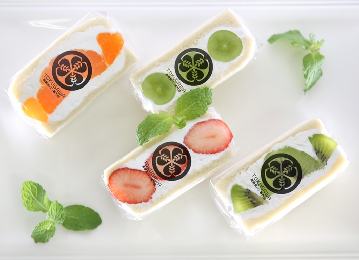 とく川 フルーツサンド