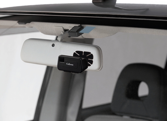 アンテナ:ルームミラー裏設置例