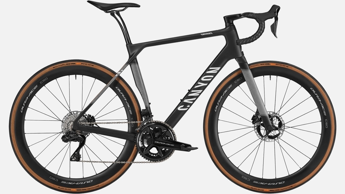 セール商品の一例: エンデュレース CFR Flash 通常1,409,000円→セール価格1,187,000円(222,000円オフ)