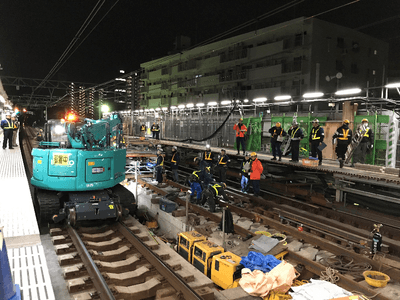 深夜時間帯の作業の様子