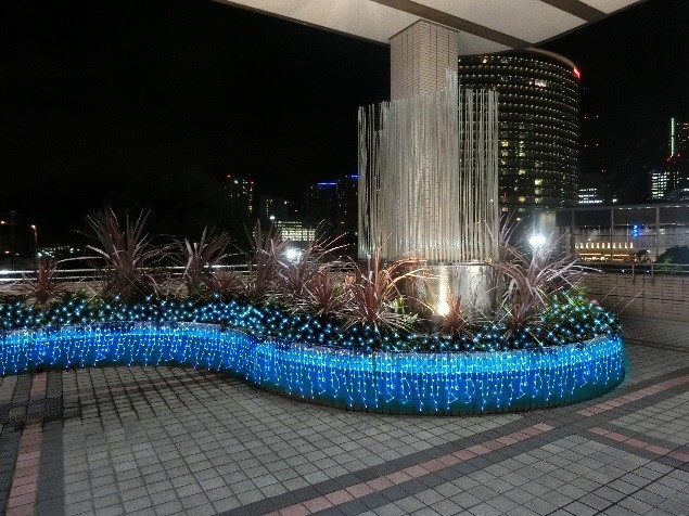 5)横浜駅東口からポートサイド地区へのイルミネーション