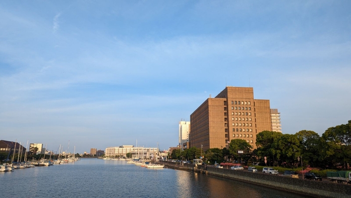 【徳島県庁（提供：徳島県）】