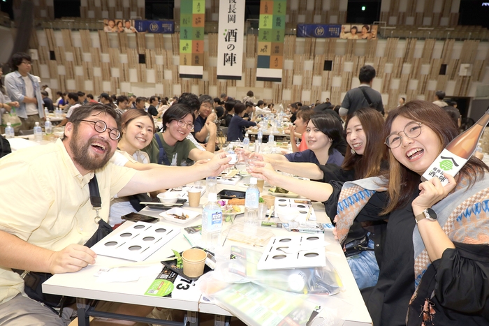 仲間と長岡グルメと日本酒で乾杯！