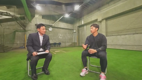 【フロントドア】プロ10年目の覚悟と挑戦「坂倉将吾×前田智徳スペシャル対談！」｜広島ホームテレビ