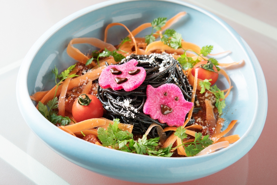 ハロウィンイカスミパスタ