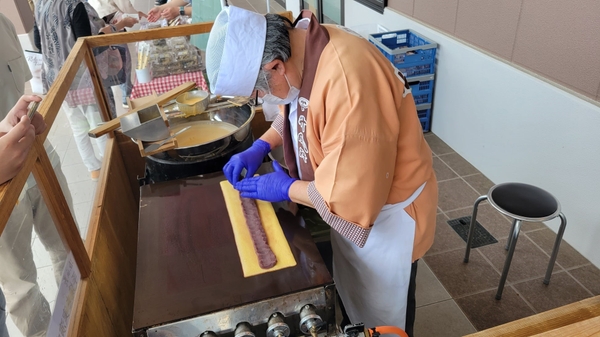 源氏巻きの実演販売