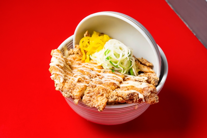 大鶏排丼(ダージーパイ丼)