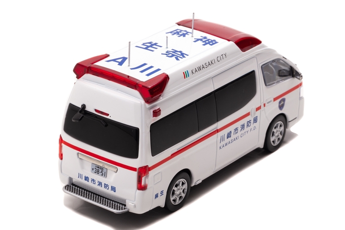 CARNEL 1/43 日産 パラメディック 2018 神奈川県川崎市消防局高規格救急車:右後