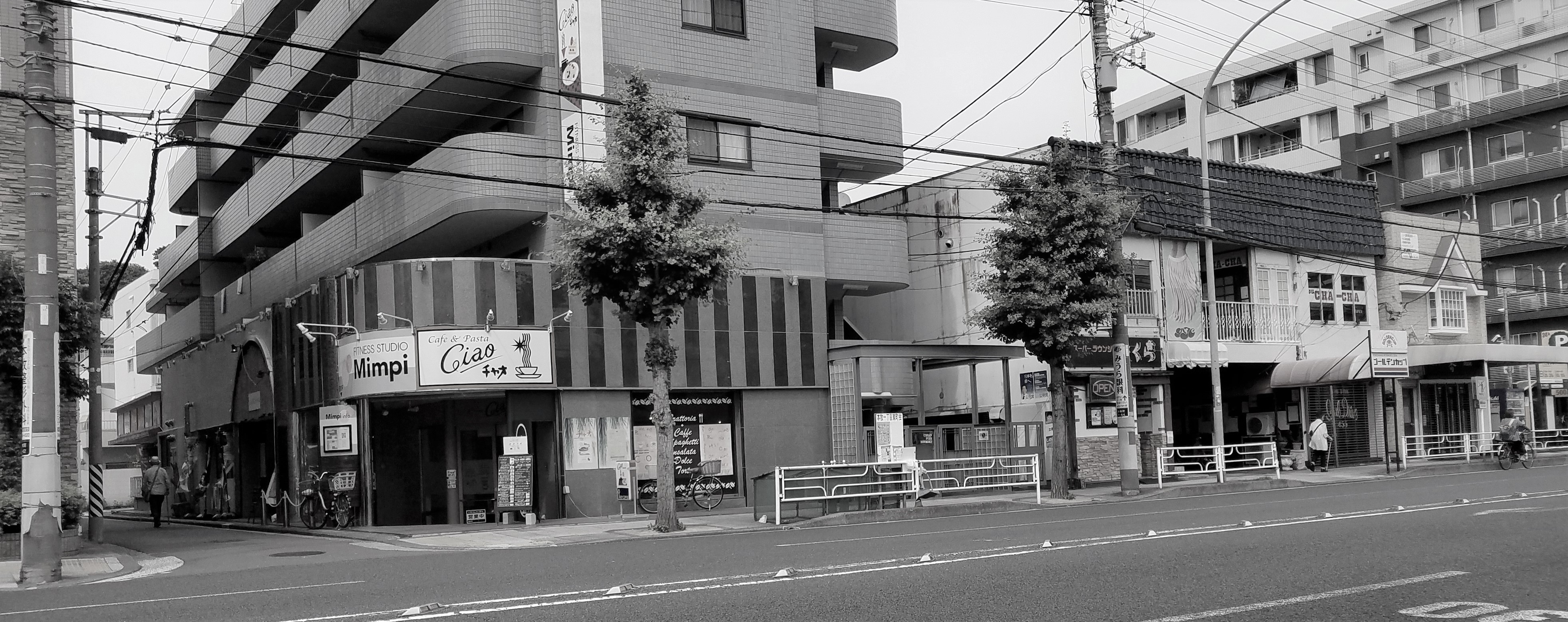 本牧 モダンブロック 外観1