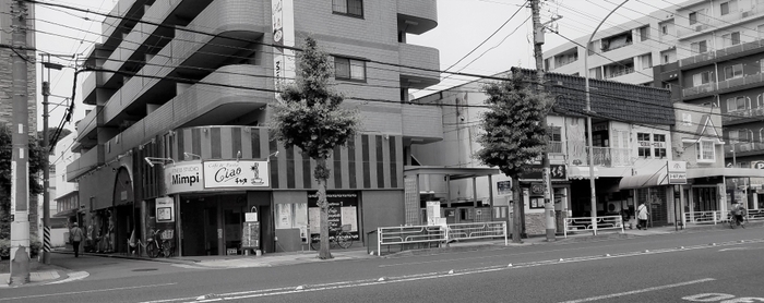 本牧 モダンブロック 外観1