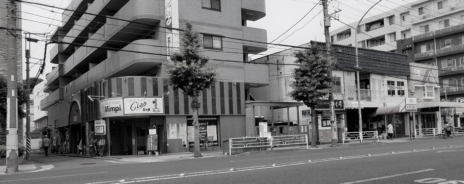 本牧 モダンブロック 外観1