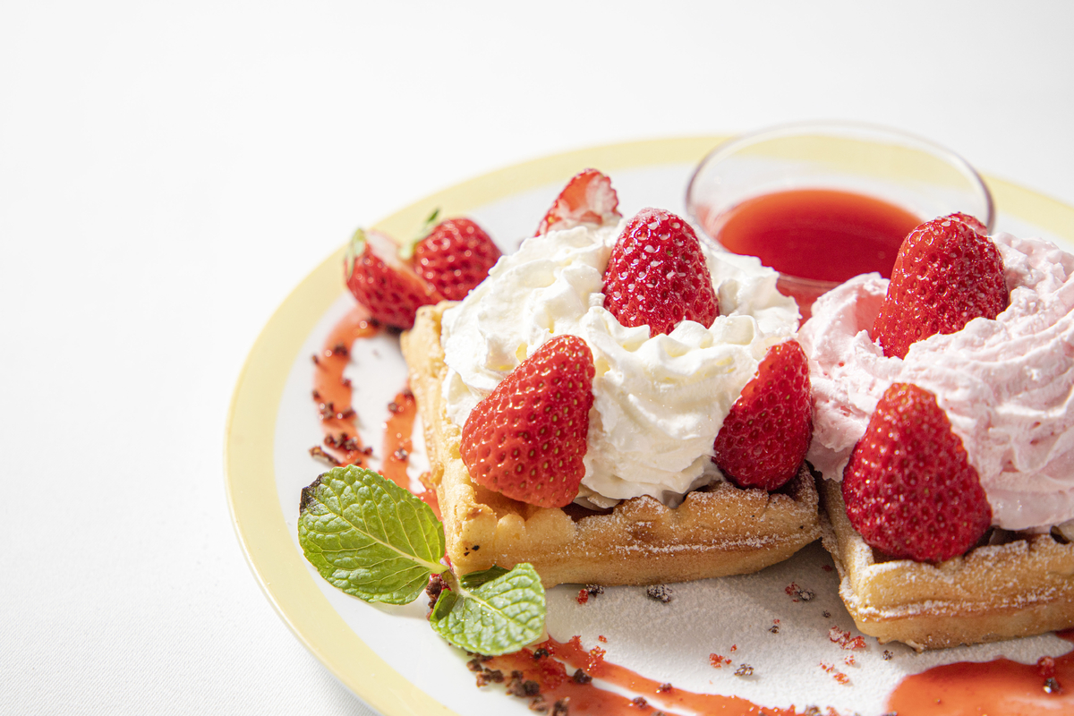 淡路島西海岸 はちみつカフェ「ミエレ」 旬の淡路島産いちごを使用したスイーツを4月26日より提供開始