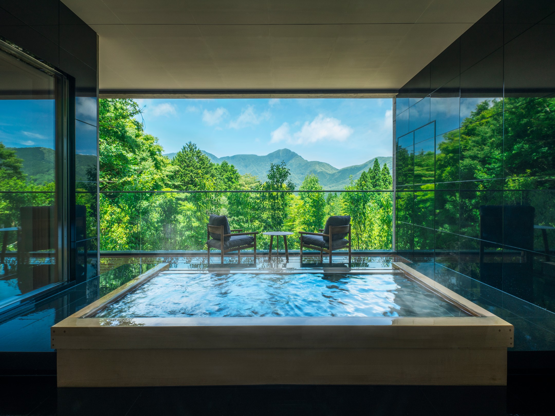 界 箱根 界 仙石原 夏休みは地元の温泉旅館で魅力を再発見 安心安全な旅 界の神奈川県２施設 夏のマイクロツーリズム 対象期間 年6月1日 8月31日 Newscast