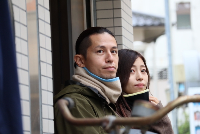 男女斜め