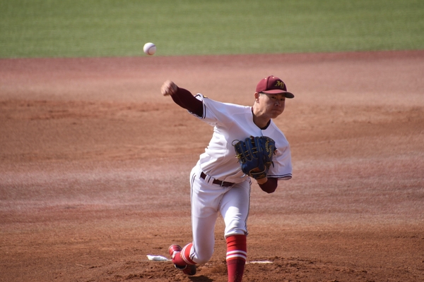 先発で粘りのピッチングを見せた藤井投手