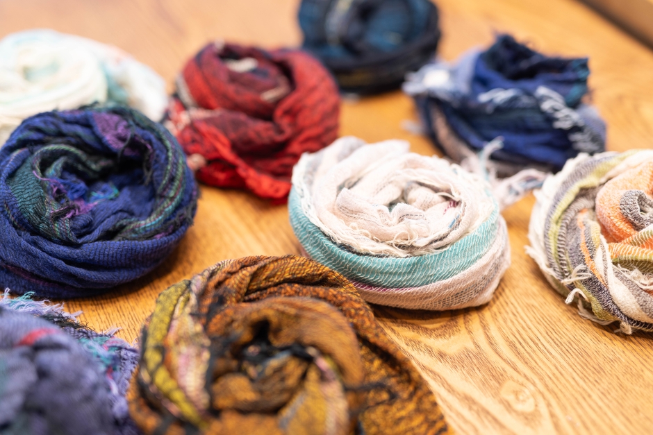 roots shawl SMALL 初めて楽しむ方にも、ギフトにも人気