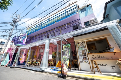 WEST館 外観