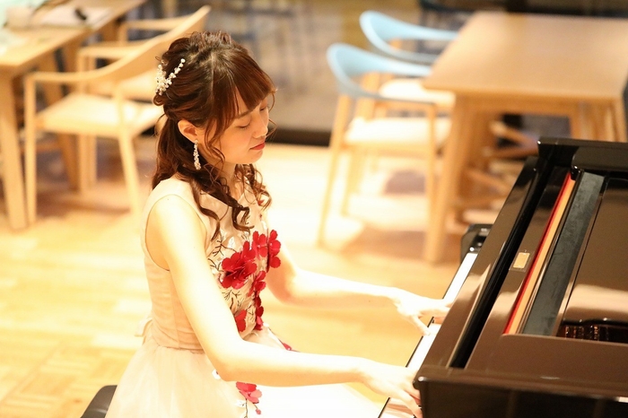 生演奏によるコンサート