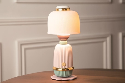 リヤドロ Kokeshi Lamp