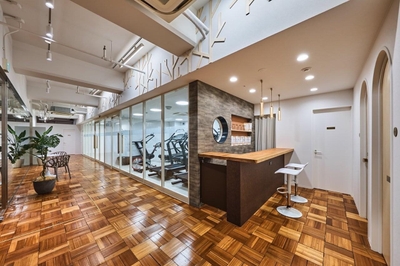 SOLERA店舗内