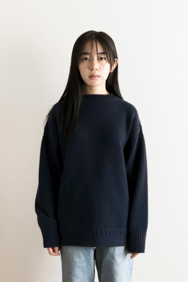 モデル着用女性(ネイビー)