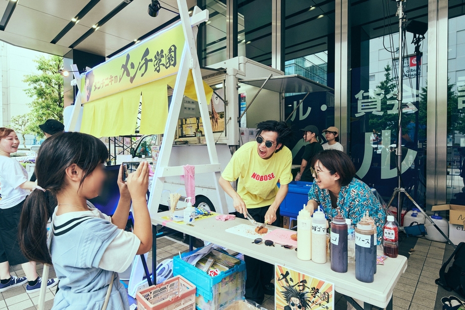 最狂クリエイターたちが手がけた個性全開の「脳汁屋台」