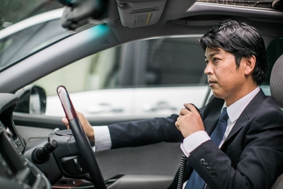 熟練の調査員で結成された人探し専属チーム