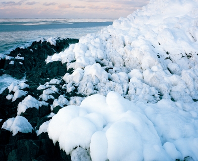 「知床半島」より from the series "Shiretoko Peninsula" 2020