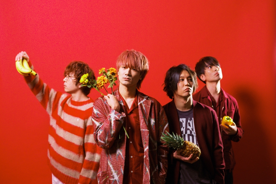 新井弘毅 佐々木亮介 田淵智也 鈴木浩之(左→右)