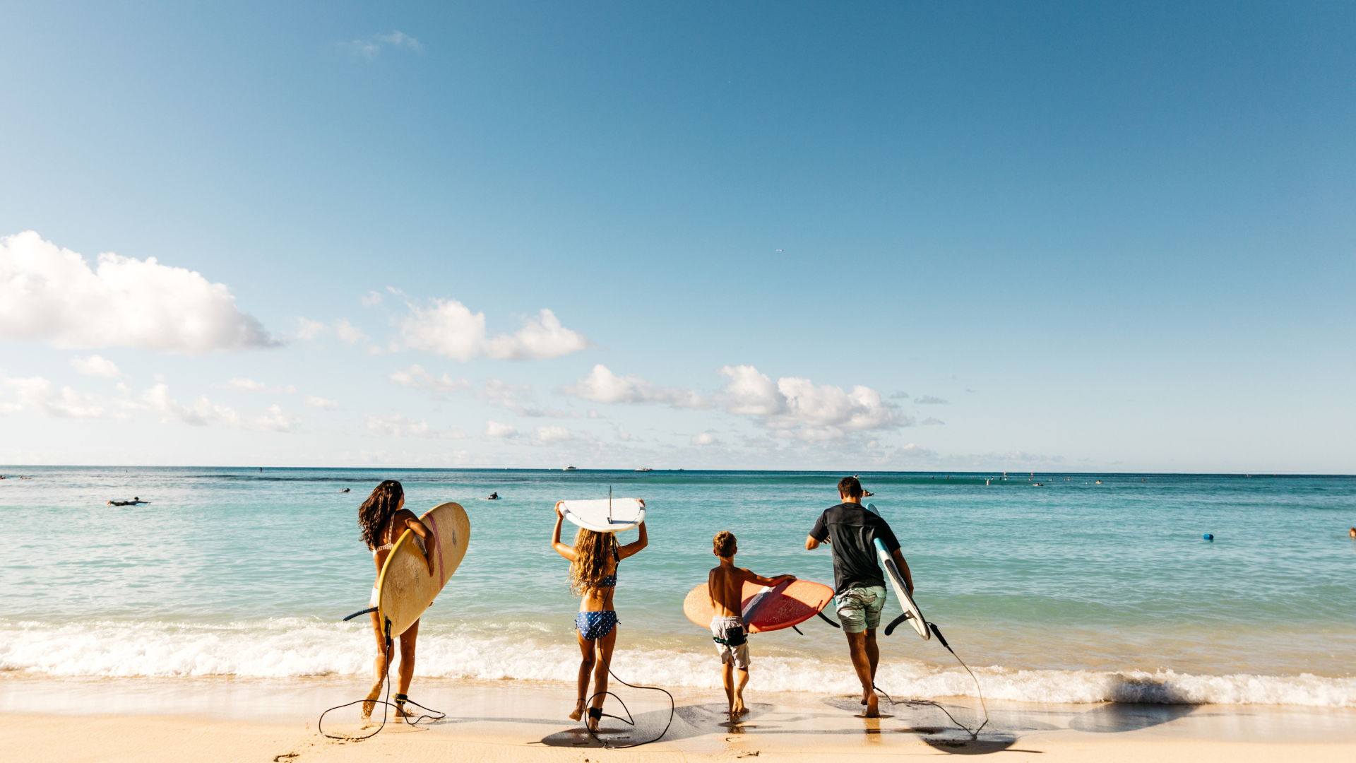 5月16日（土）は旅の日！全米で最も幸せな州1位“ハワイ”の夏休み特集を公開