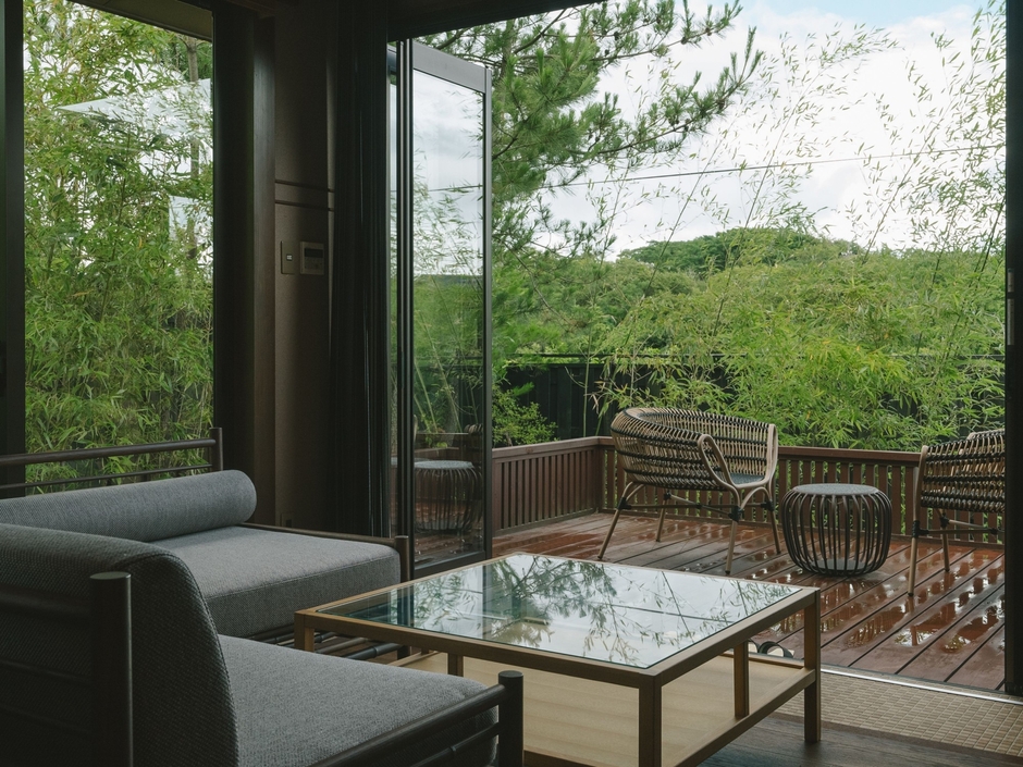 川側はなれ客室のリビング