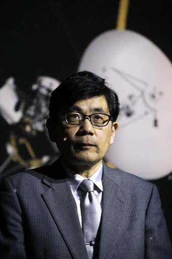 国立天文台 縣准教授