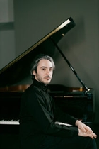 ガジェヴ写真1 (C)Vitoria Nazarova