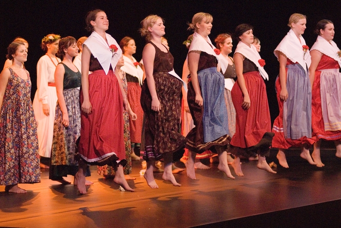 スロヴェニア女声合唱団「カルミナ・スロベニカ」」