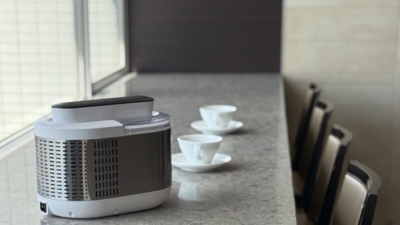 小型で静音、ステンレスボディでスタイリッシュに