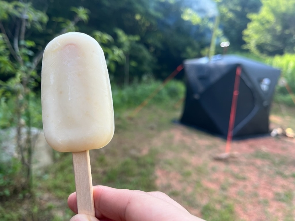 サウナ参加者には、農場産のお米を使った甘酒アイスを無料サービス