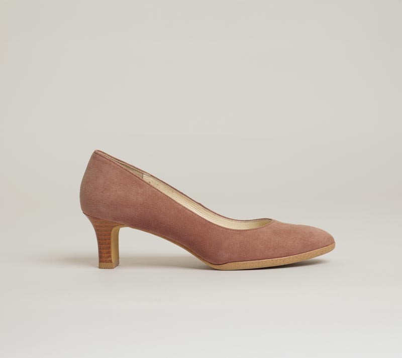 ピンクスエード